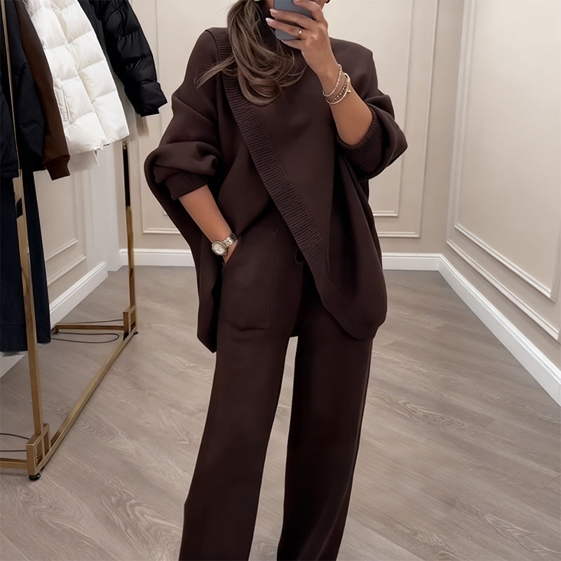 🔥Tweedelige set voor dames – Asymmetrische trui + broek met wijde pijpen, relaxte pasvorm en zachte stof, uiterst comfortabel 👚✨
