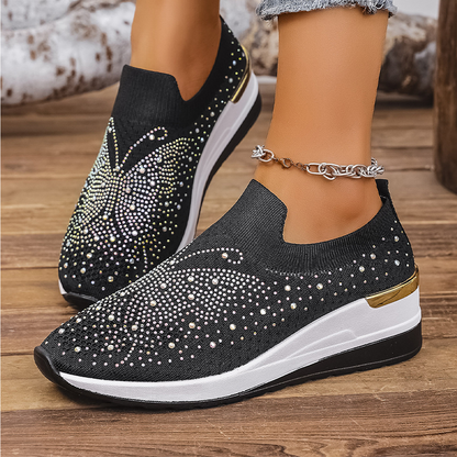 👟Damskie trampki wsuwane z motywem motyla i kryształkami – błyskaj przy każdym kroku ✨