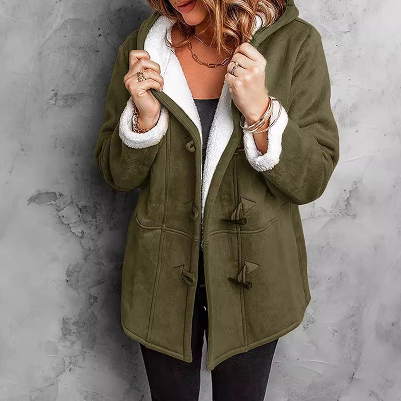 🔥 Nieuw & Trendy 🧥 Dames Suède Jas met Capuchon en Pluche Voering ✨ warme uitstraling, zachte comfort & elegante winterstijl
